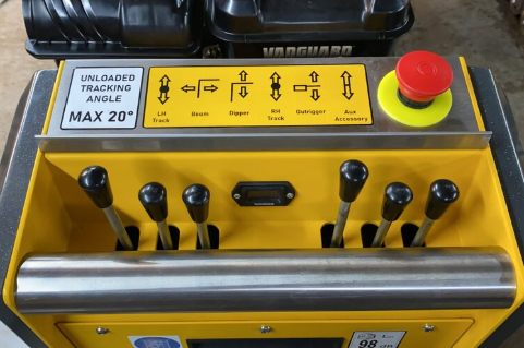 Dragon Lifter LF750 with bag lift attachment - Image 6