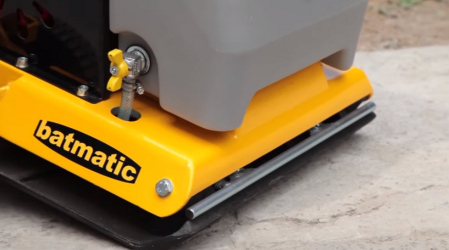 Batmatic Diesel Forward Plate compactor CD1450 Kohler 15LD225 102kg 16kN - Image 6